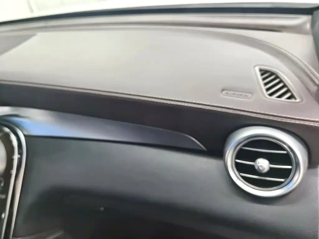 Mercedes-Benz GLC 2017 GLC 260 4MATIC Luxury