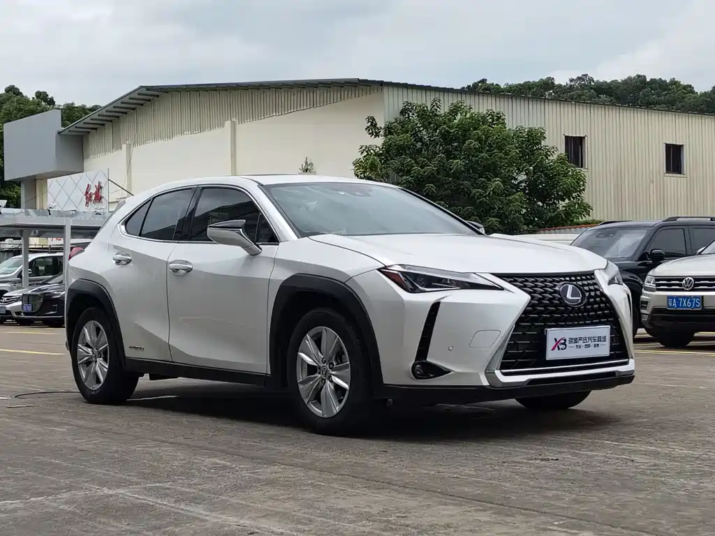 Lexus UX — миниатюра 18