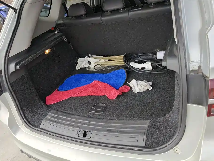 ROEWE RX5 NEW ENERGY