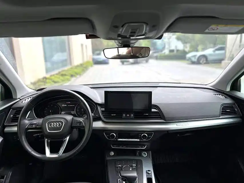 Audi Q5L 2020 40 TFSI