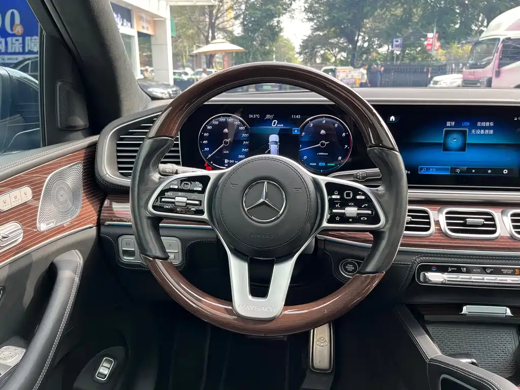 MERCEDES-BENZ MAYBACH GLS