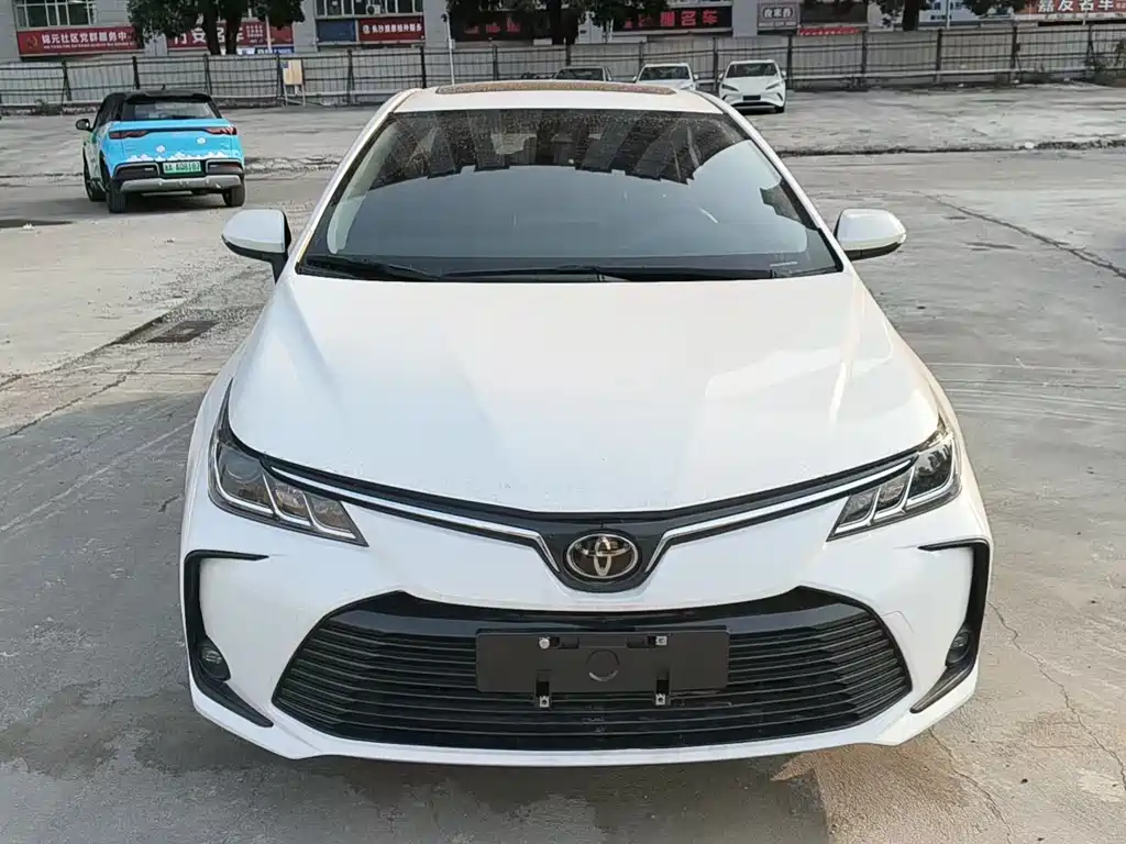 TOYOTA COROLLA