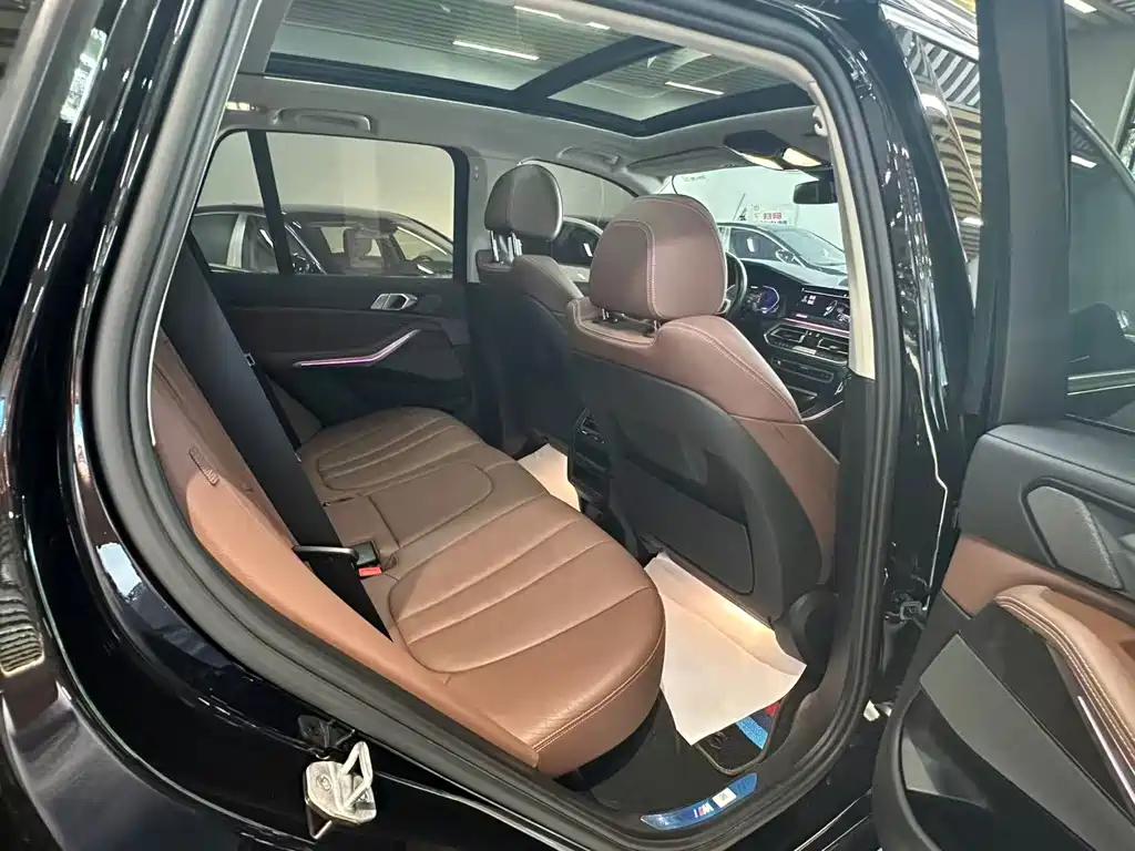 BMW X5 (Import) — миниатюра 12