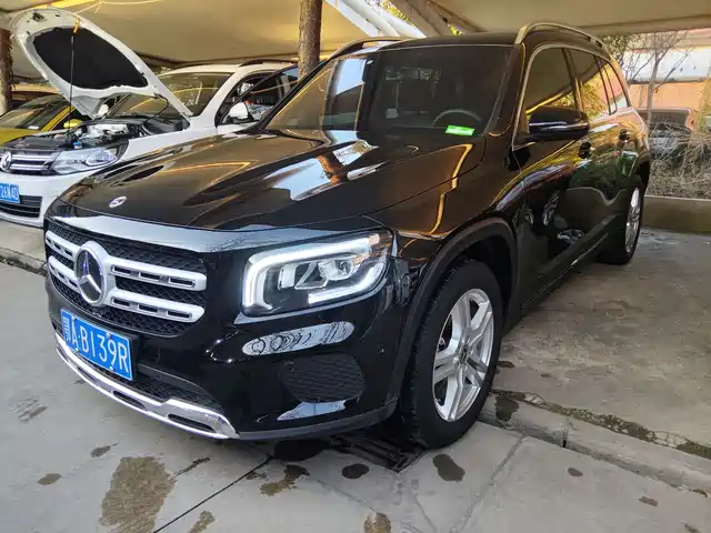 mercedes-benz glb