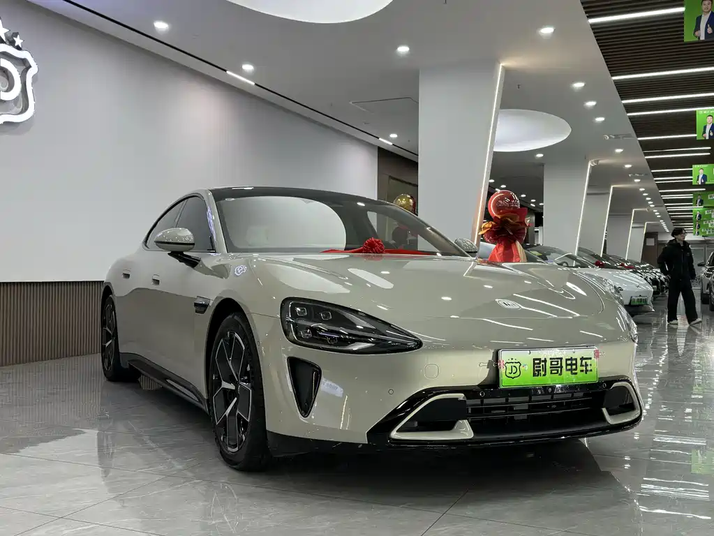 XIAOMI CAR XIAOMI SU7