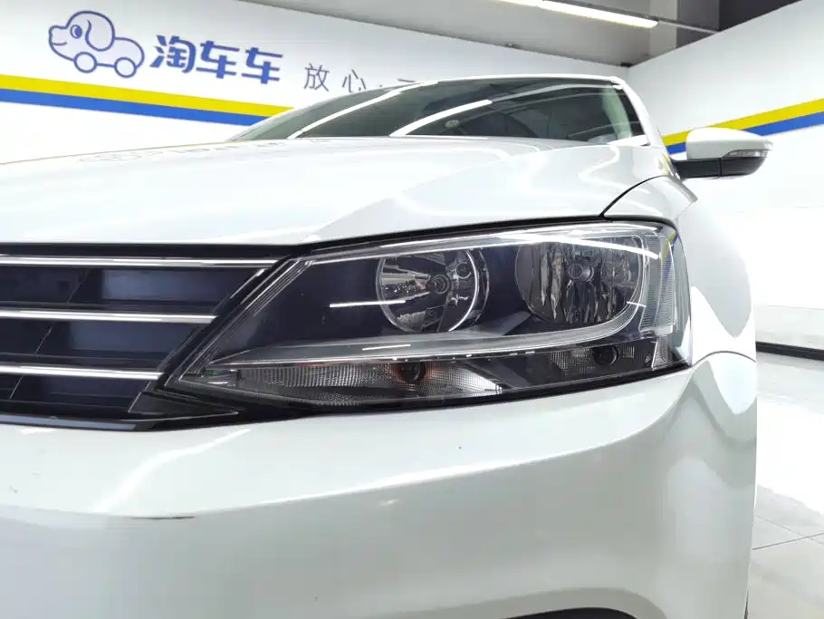 Volkswagen Sagitar — миниатюра 5