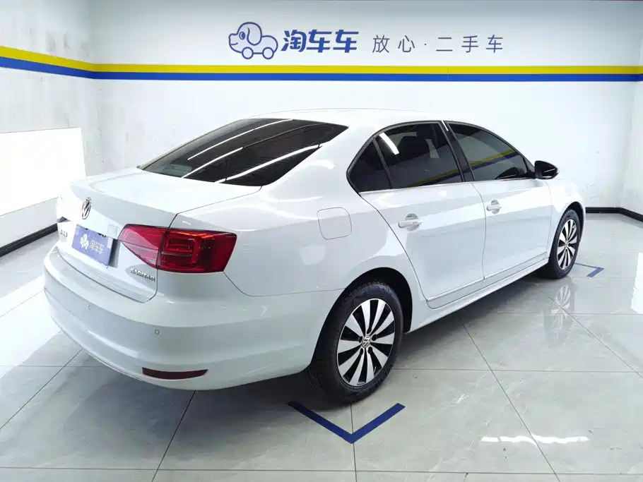 Volkswagen Sagitar — миниатюра 3