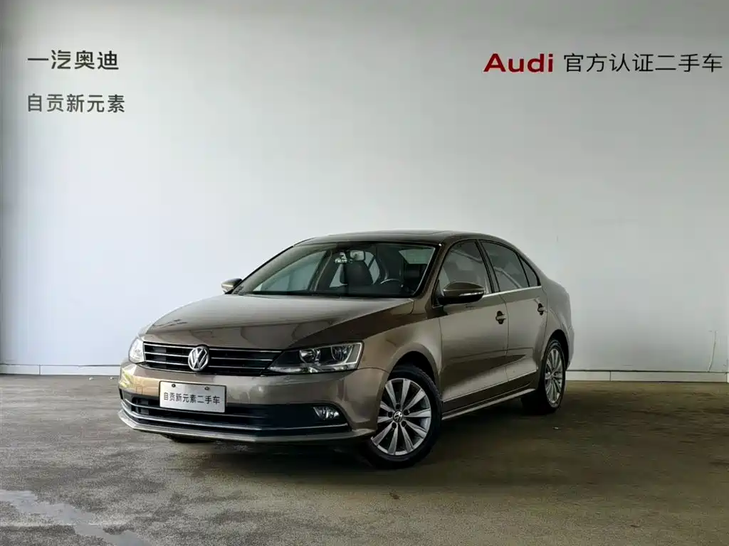 Volkswagen Sagitar 2015