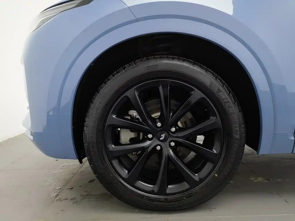 Li Auto Li ONE — миниатюра 17