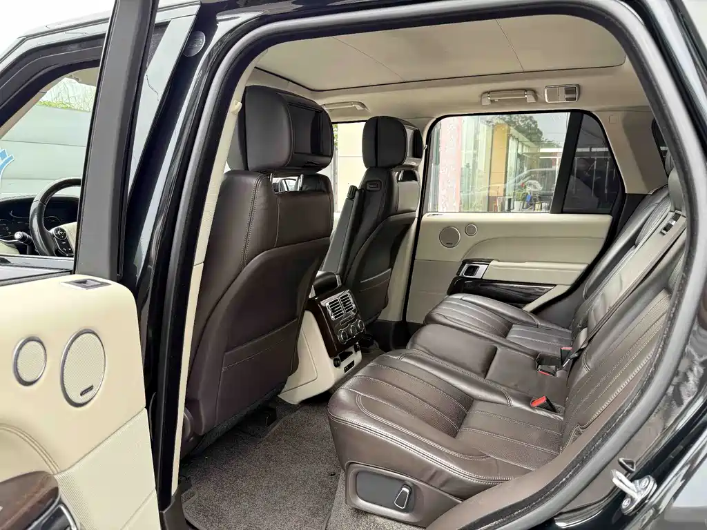 Land Rover Range Rover 2015 3.0 TDV6 Vogue