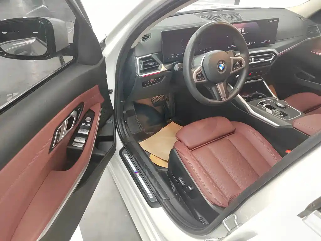 BMW 3 Series — миниатюра 4