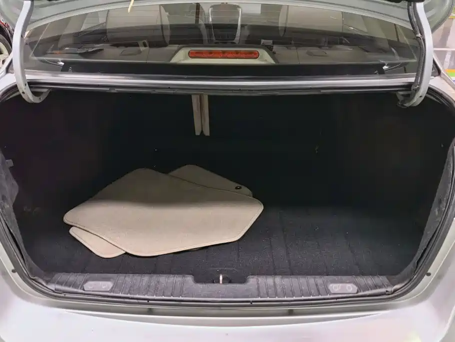 Buick Excelle — миниатюра 4
