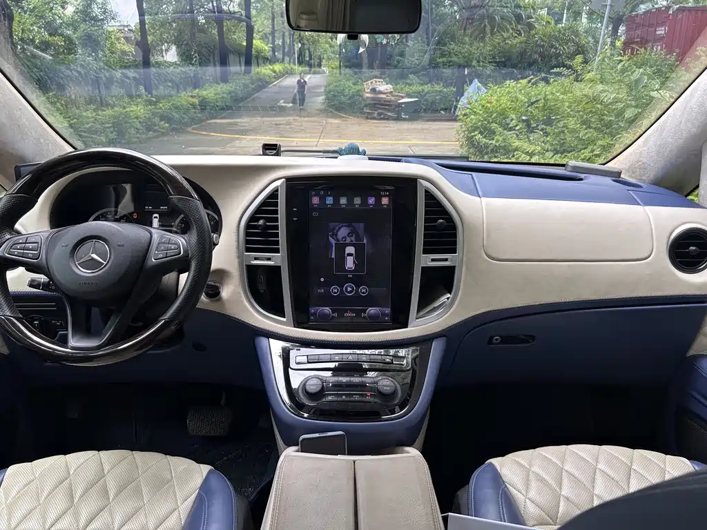 Mercedes-Benz Vito — миниатюра 8