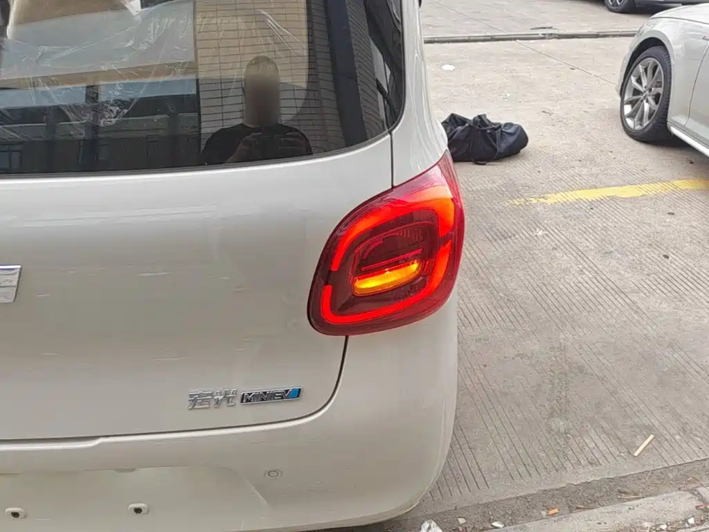 Wuling Mini EV MINIEV 2025