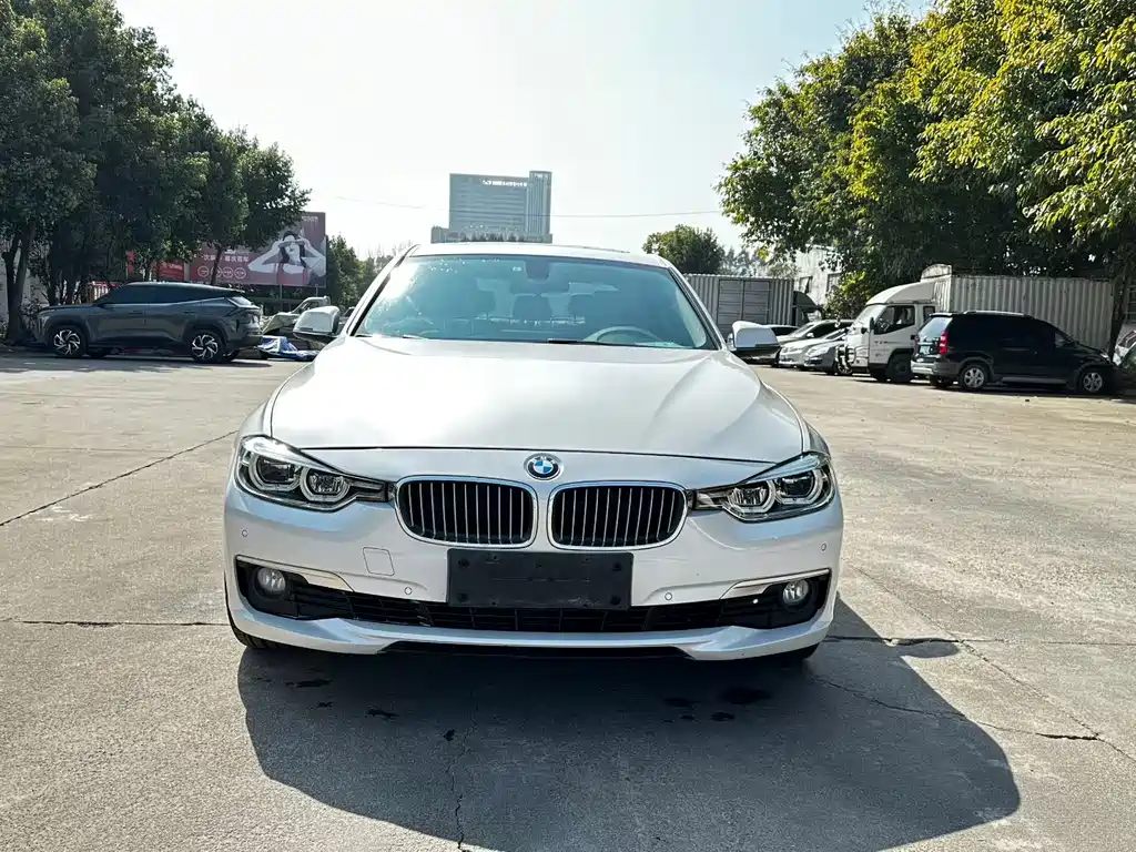 BMW 3 Series — миниатюра 2