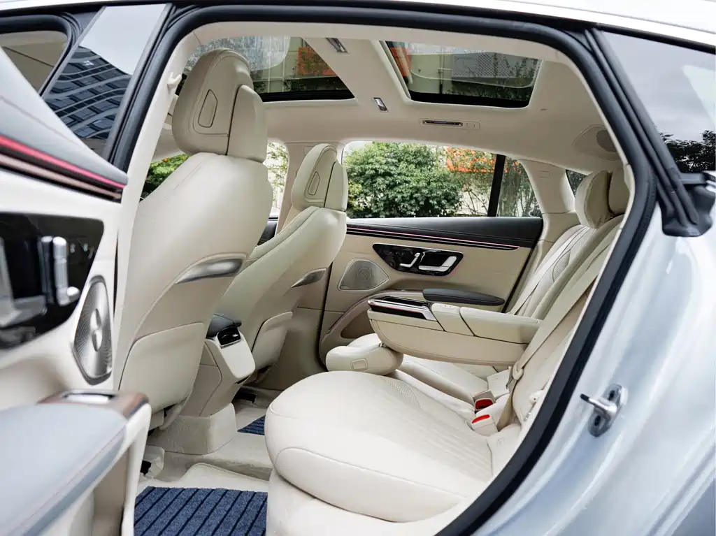 Mercedes-Benz EQS — миниатюра 12