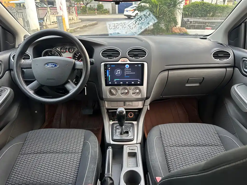 Ford Focus — миниатюра 16