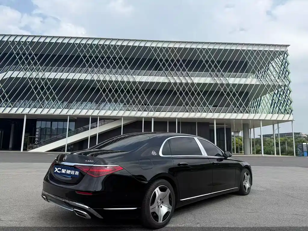 Mercedes-Benz S-Class — миниатюра 3