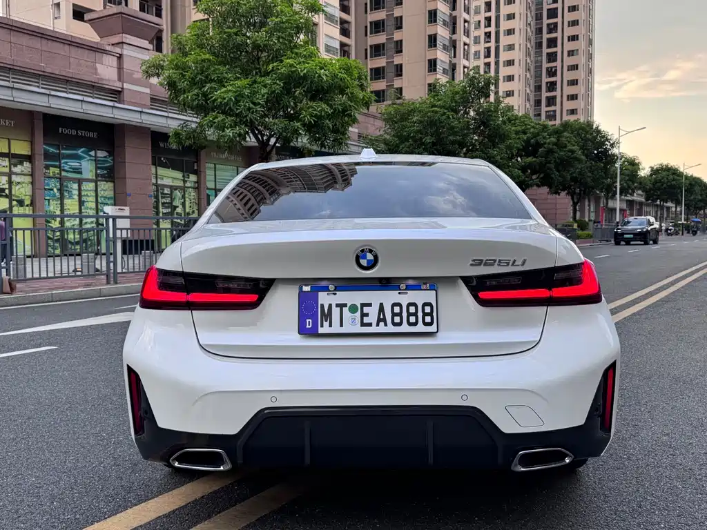 BMW 3 Series — миниатюра 6