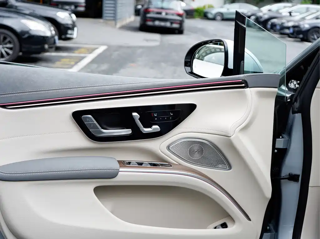 Mercedes-Benz EQS — миниатюра 19