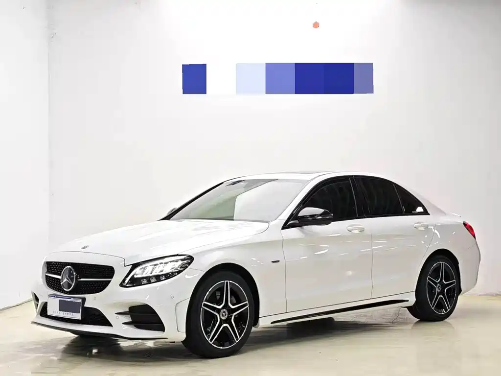 Mercedes-Benz C-Class 2021