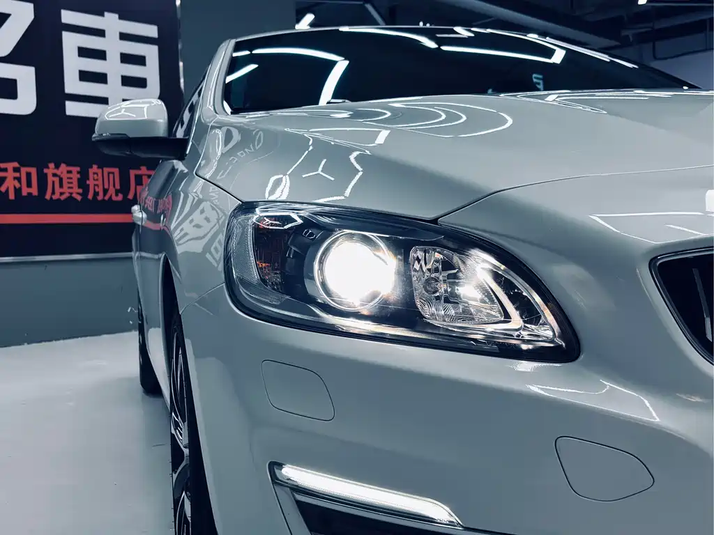 Volvo S60 2019 S60L T5