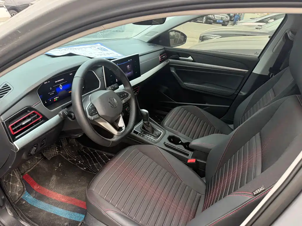 Volkswagen Lavida 2023 300TSI DSG