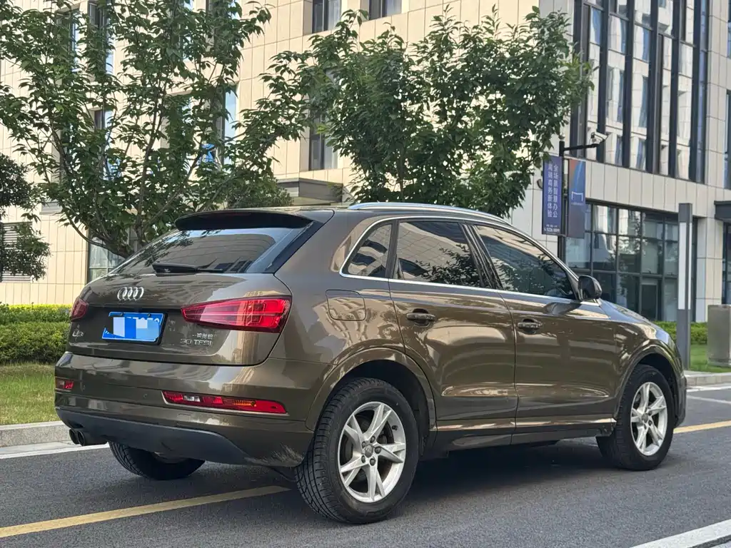 Audi Q3 2017 30 TFSI Fashion