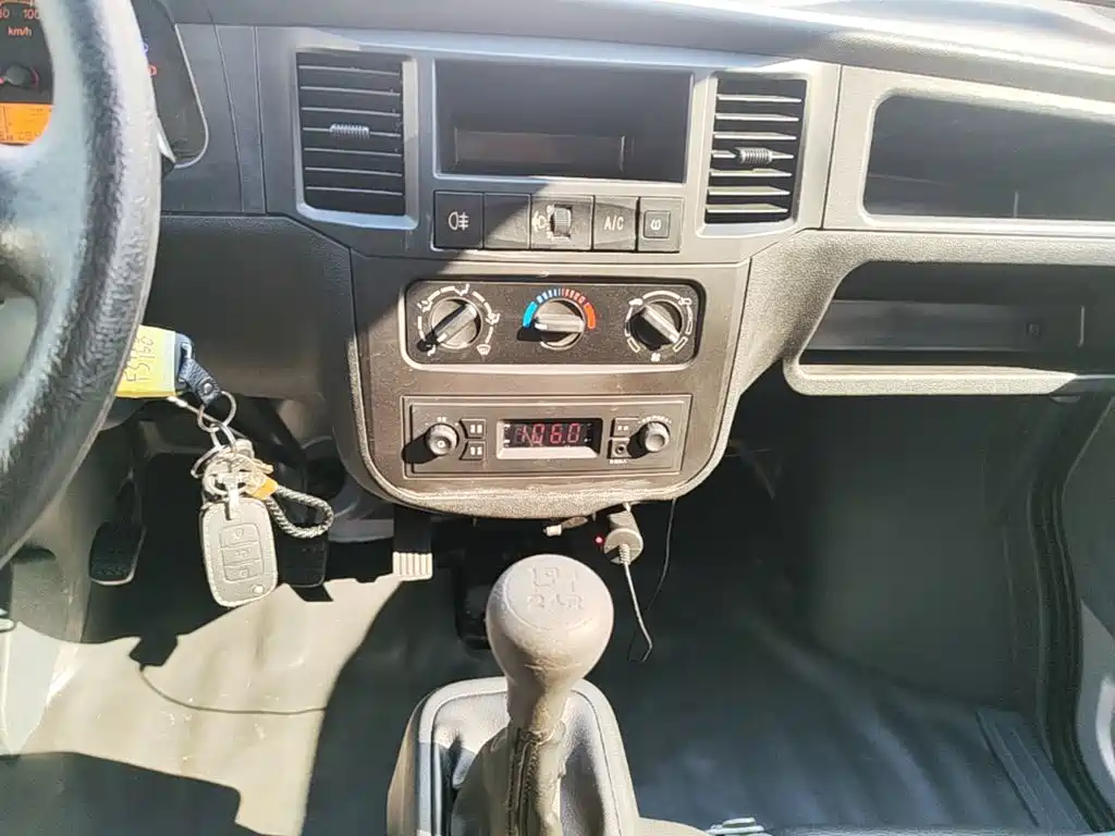 Wuling Zhiguang — миниатюра 13