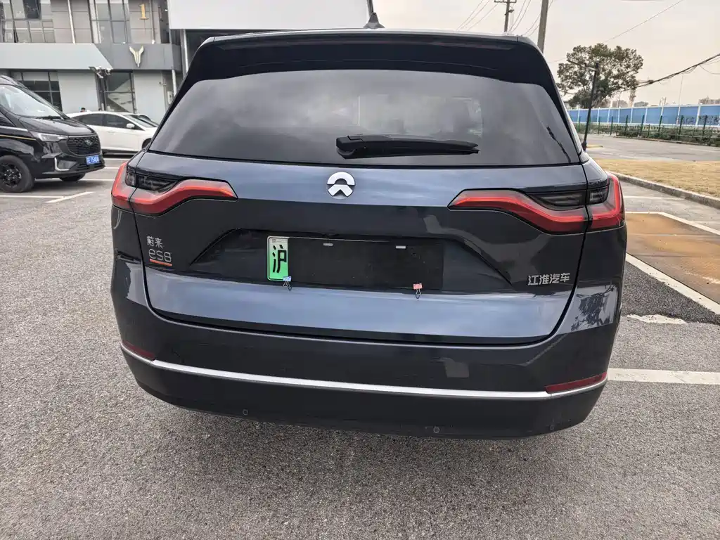 NIO ES8 — миниатюра 6