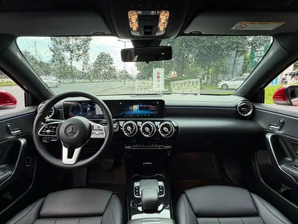 Mercedes-Benz A-Class — миниатюра 13