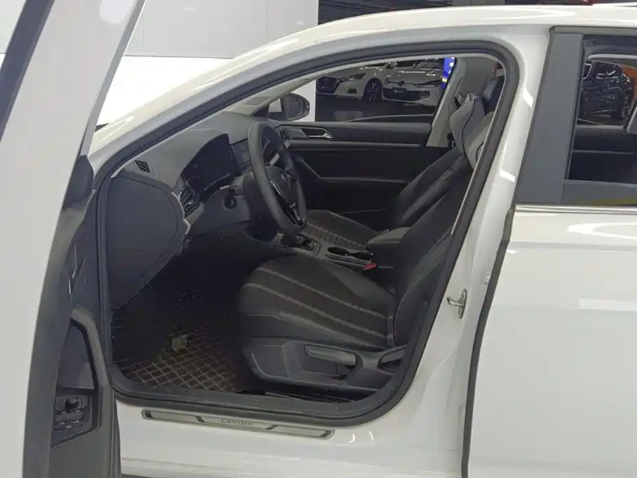 Volkswagen Lavida — миниатюра 9
