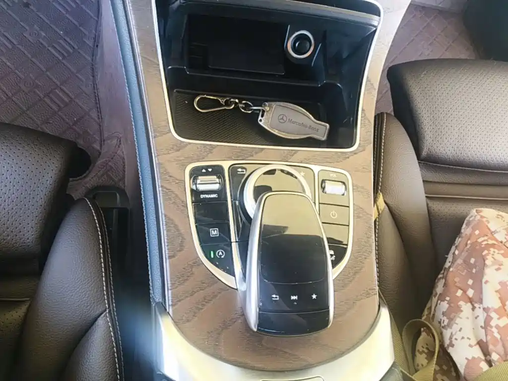 Mercedes-Benz GLC — миниатюра 14