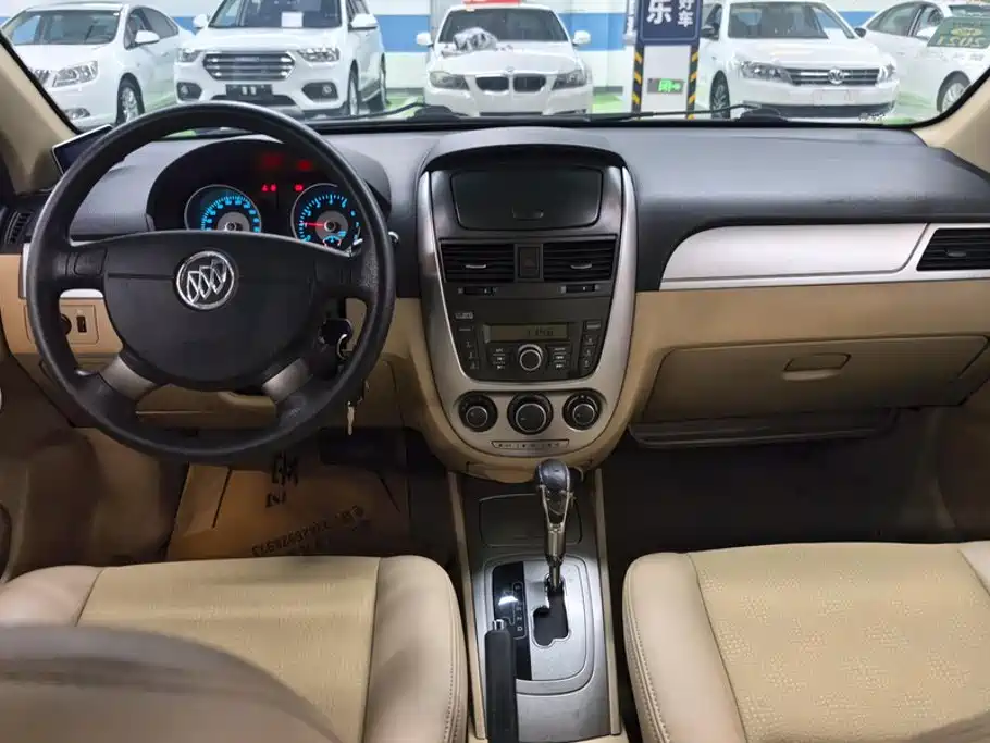Buick Excelle — миниатюра 12