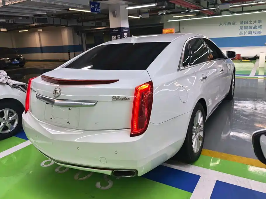 Cadillac XTS — миниатюра 3