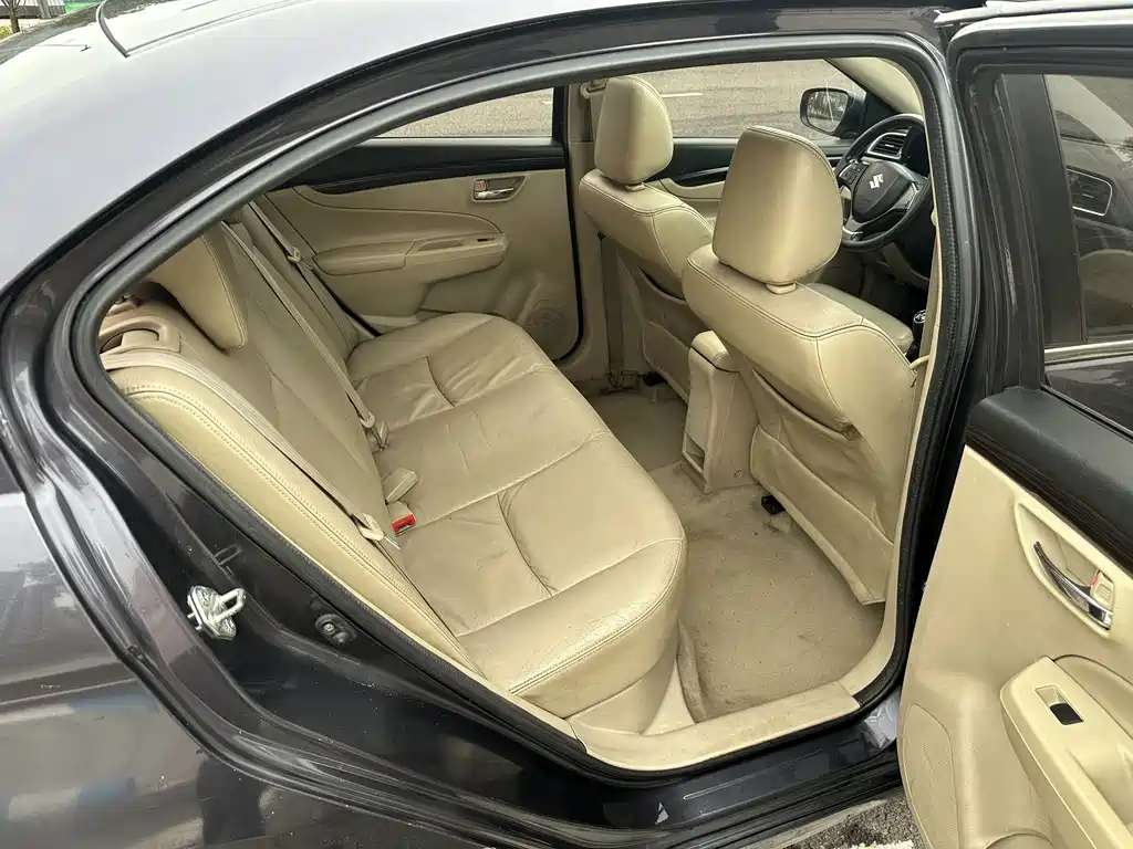 Suzuki Alivio — миниатюра 12
