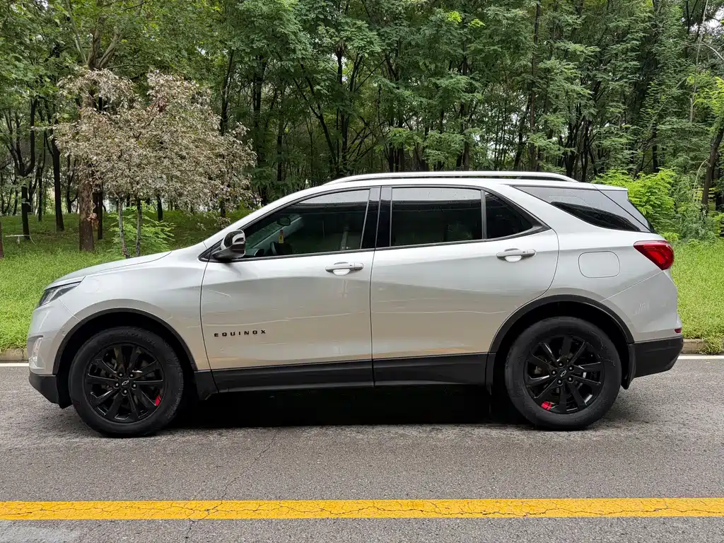 Chevrolet Equinox — миниатюра 3