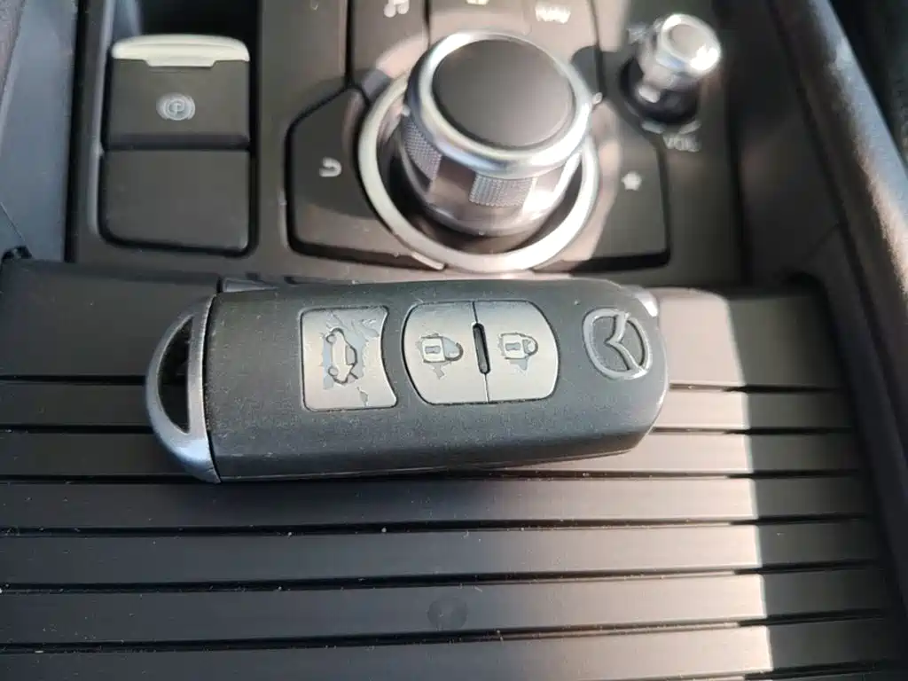 Mazda Atenza — миниатюра 9