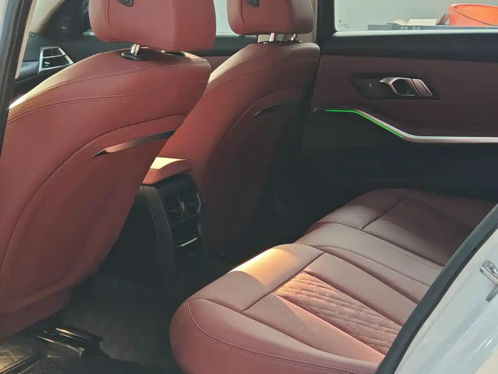 BMW 3 Series 3 2025 330Li M Sport