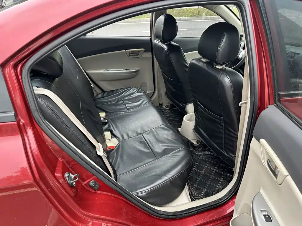 Changan V5 — миниатюра 12