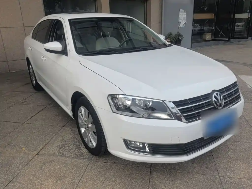 Volkswagen Lavida — миниатюра 4