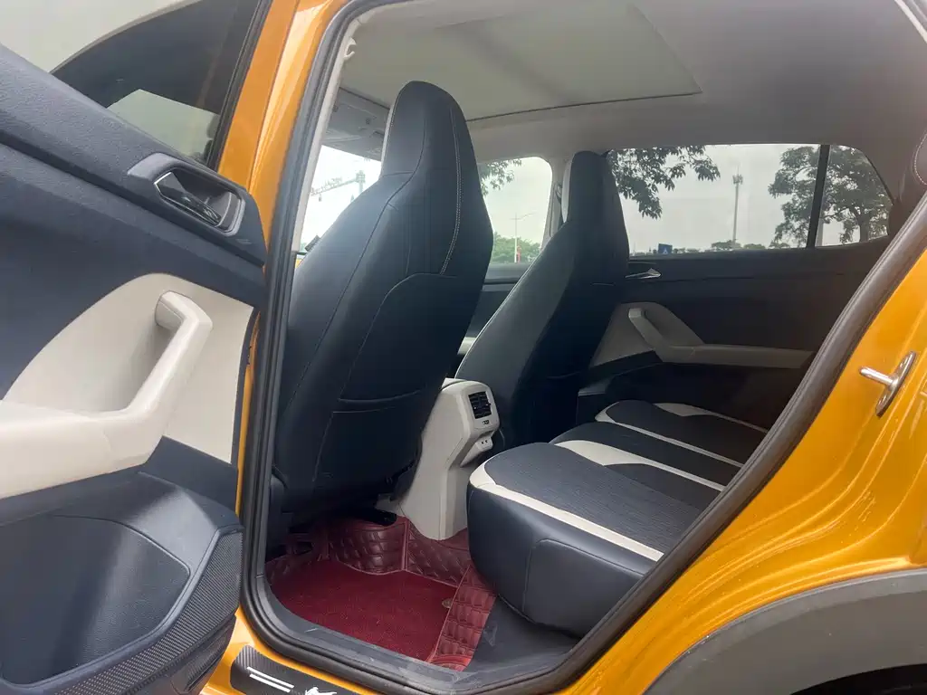 Volkswagen T-Cross — миниатюра 10