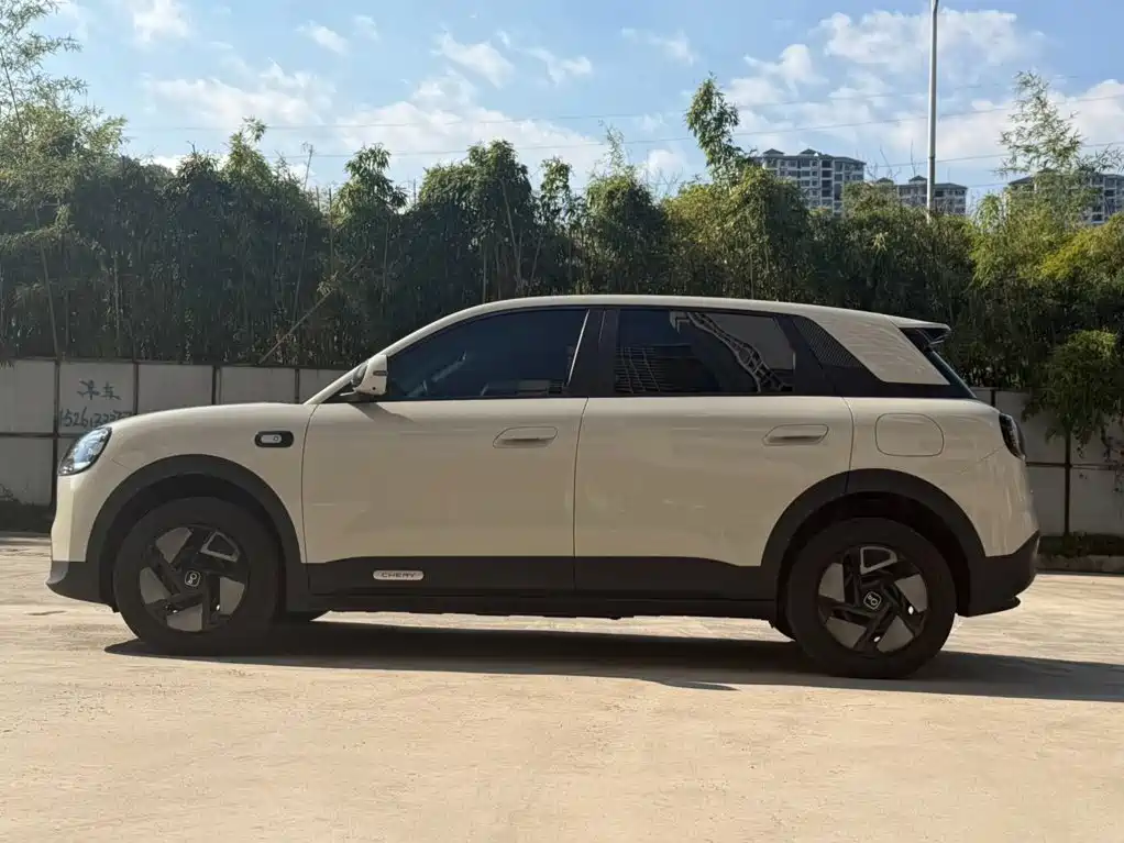 Chery QQ QQ3 EV — миниатюра 8