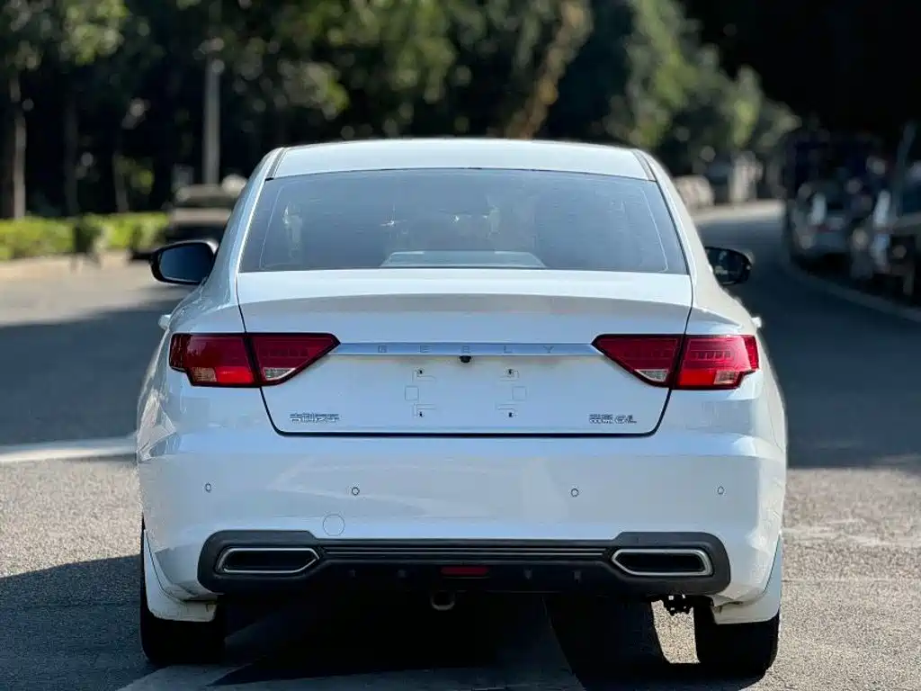 Geely Emgrand GL — миниатюра 8