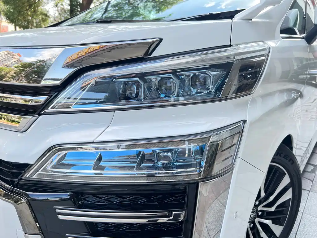 Toyota Vellfire 2019 3.5L Luxury