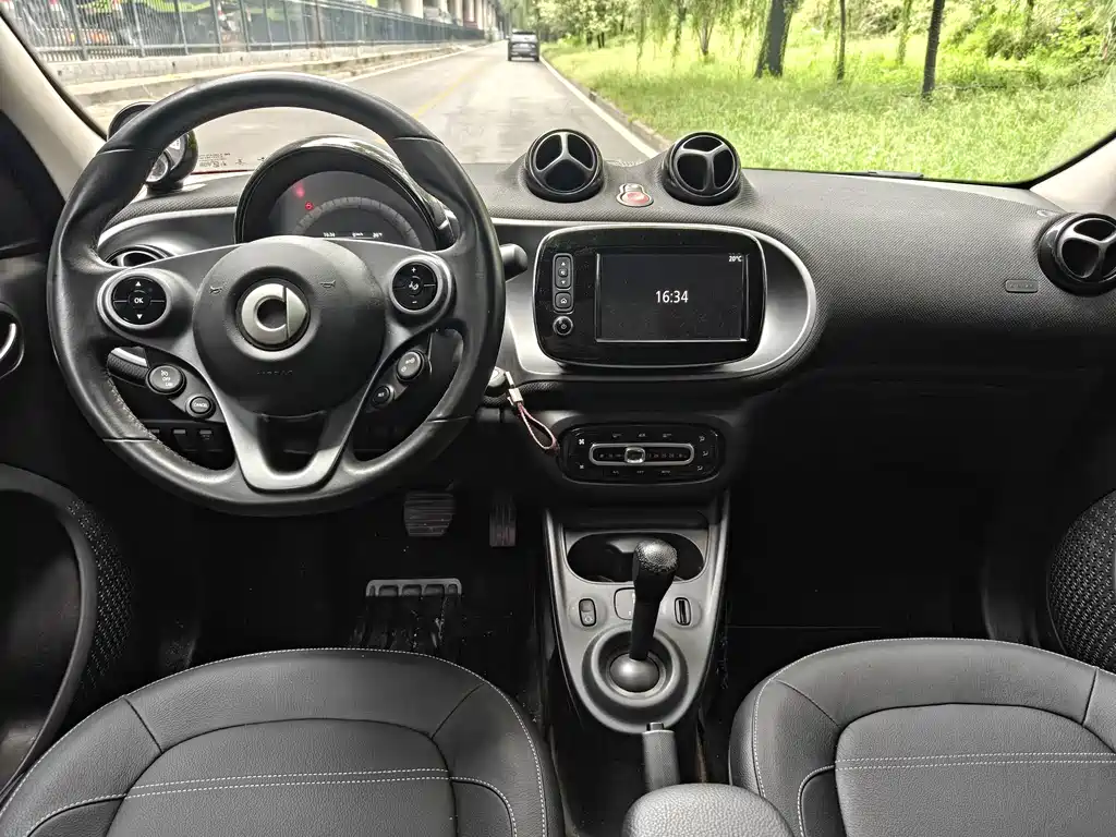 smart Smart Forfour — миниатюра 8