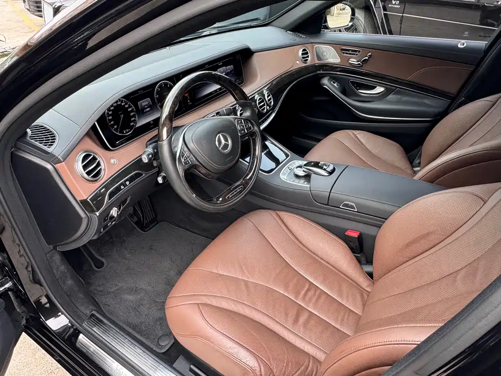 Mercedes-Benz S-Class — миниатюра 13