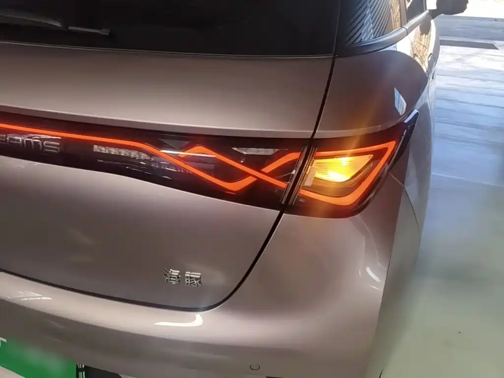 BYD Dolphin — миниатюра 8