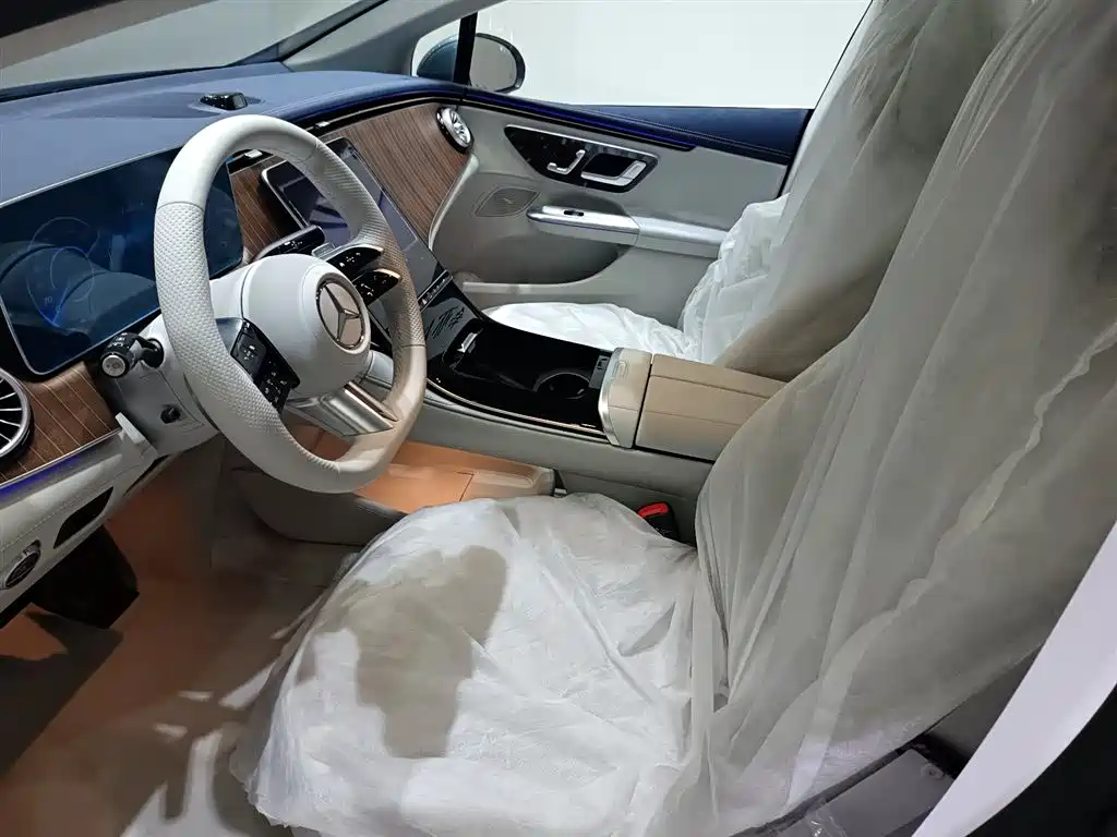 Mercedes-Benz EQE 2025 500 4MATIC