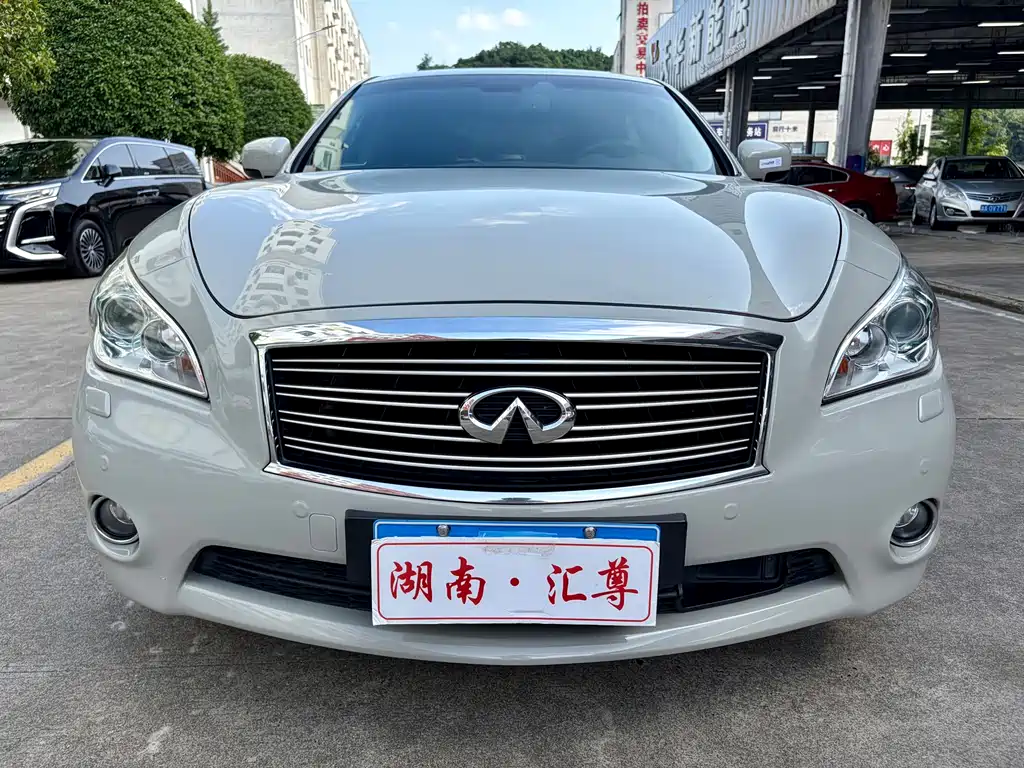 Infiniti M 2012 M25L